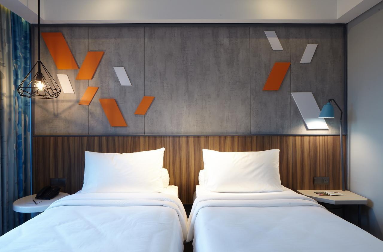 Ibis Styles Medan Pattimura Exterior foto